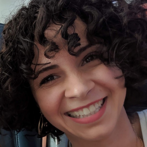 Meet your Posher, Jessica - Picture 1 of 1